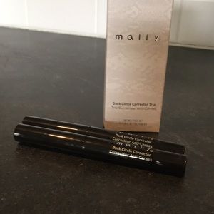 Mally  Dark Circle Corrector